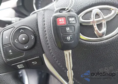 2016 Toyota Corolla Le z USA, uszkodzony, nr VIN 2T1BURHE0GC513668